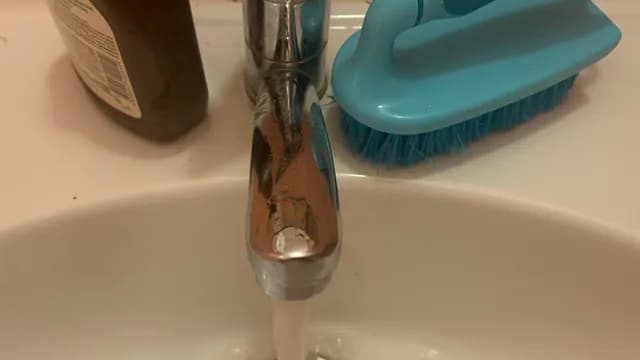 Жители посёлка Подлесный пожаловались на качество воды после запуска новой башни