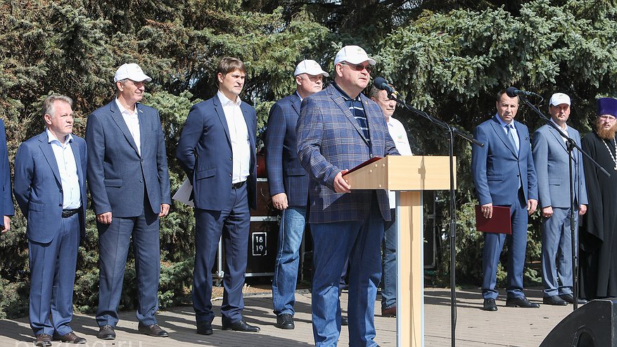 Главная картинка новости: Губернатор Пензенской области поздравил жителей Заречного с 65-летием города