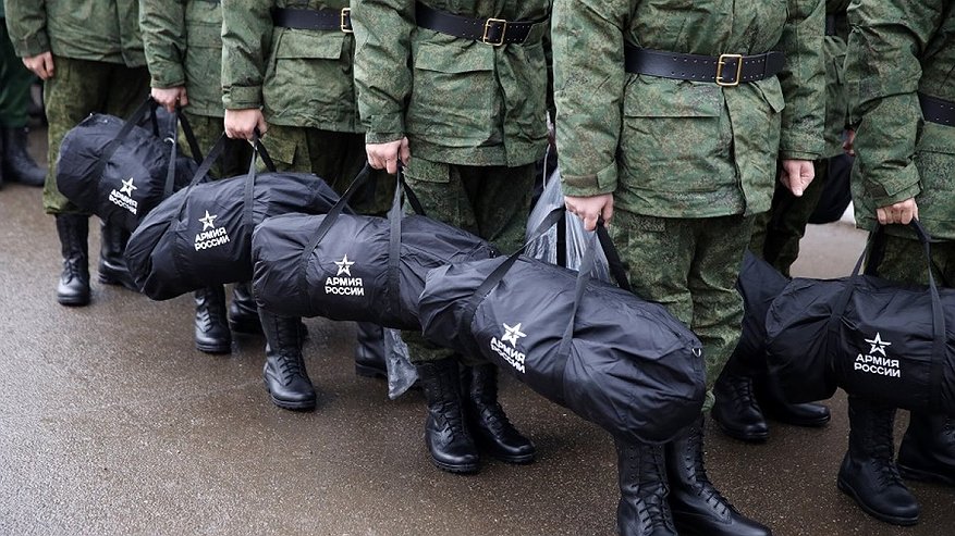 Главная картинка новости: Во время осеннего призыва в армию отправиться более 1000 пензенцев