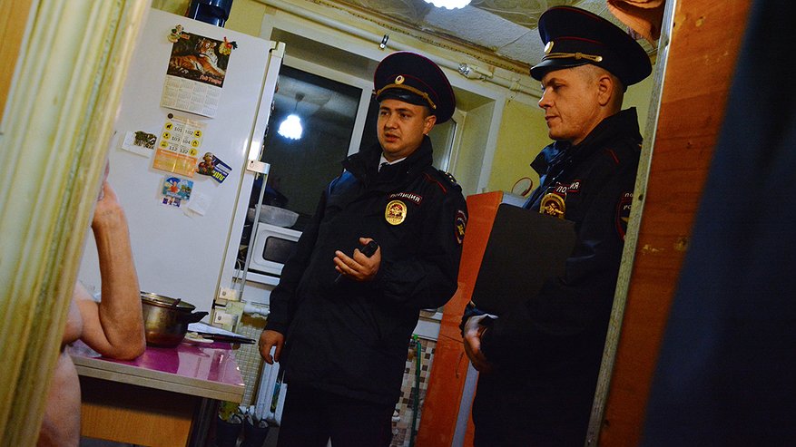 Главная картинка новости: 40-летний житель Пензы угрожал убить гвоздодером своего брата