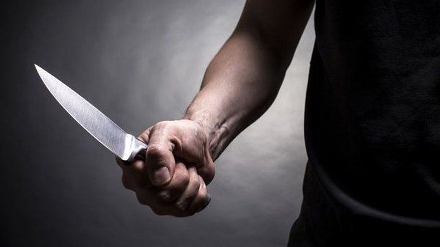 Главная картинка новости: 37-летний житель Пензы угрожал своей маме убийством ножом