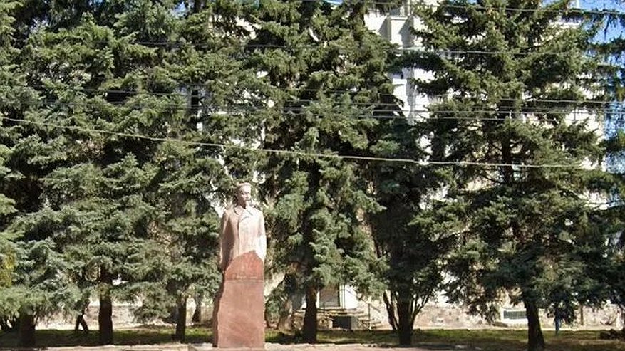 Главная картинка новости: В Пезе планирую перенести памятники Феликсу Дзержинскому и Денису Давыдову