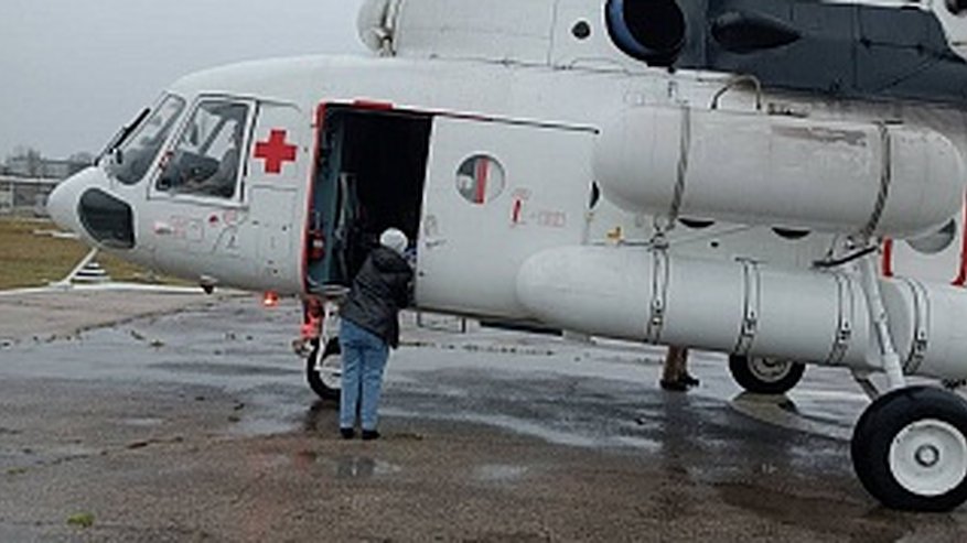 Главная картинка новости: В Пензу из Саратовской области бортом санавиации доставили четырехдневного малыша