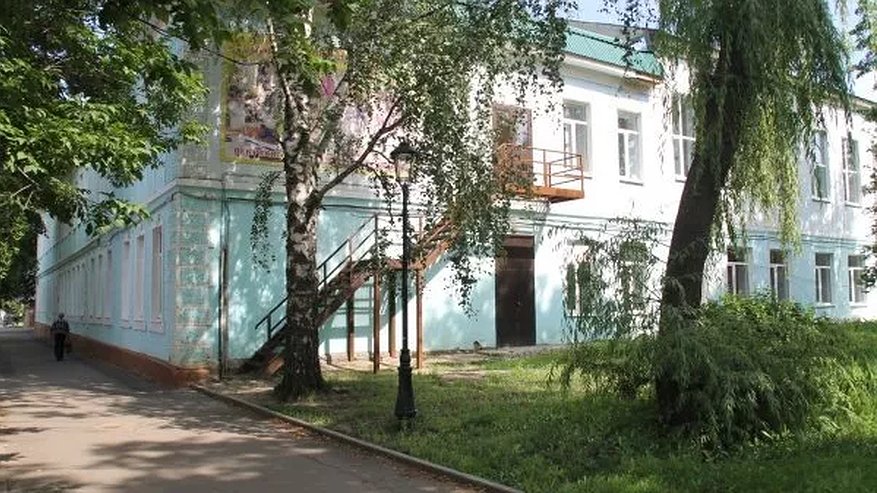 Главная картинка новости: Студенты кузнецкого медколледжа написали коллективное обращение властям