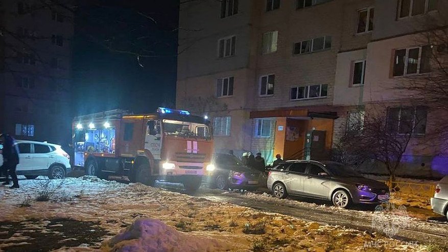 Главная картинка новости: 27 ноября в Пензе пострадали два человека при пожаре в многоквартирном доме