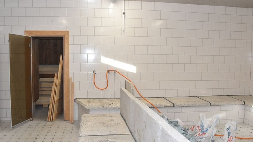 В Ахунах ремонт муниципальной бани закончат в декабре
