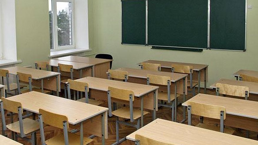Главная картинка новости: В Кузнецке хотят сокращать уроки в школах во время морозов