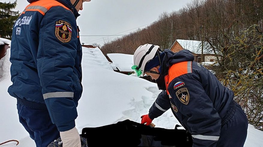 Пожилой мужчина умер на крыше дома в Пензе