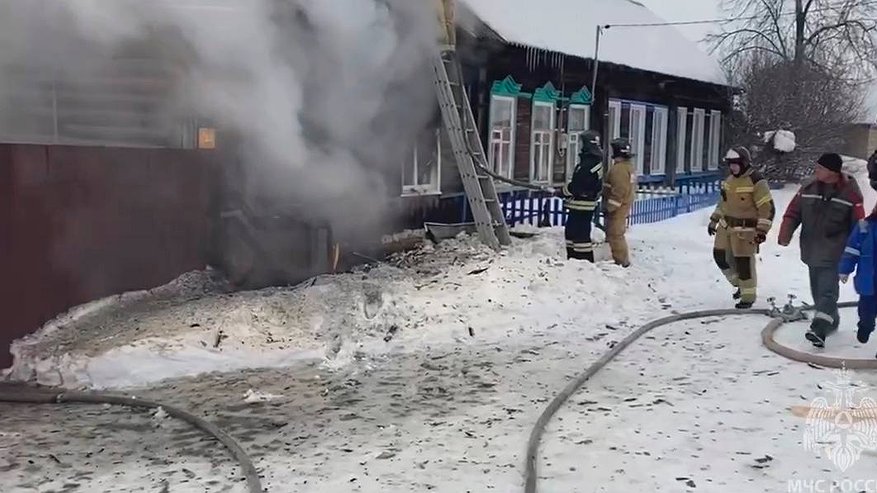 Главная картинка новости: Пожар унес жизнь женщины в городе Кузнецке