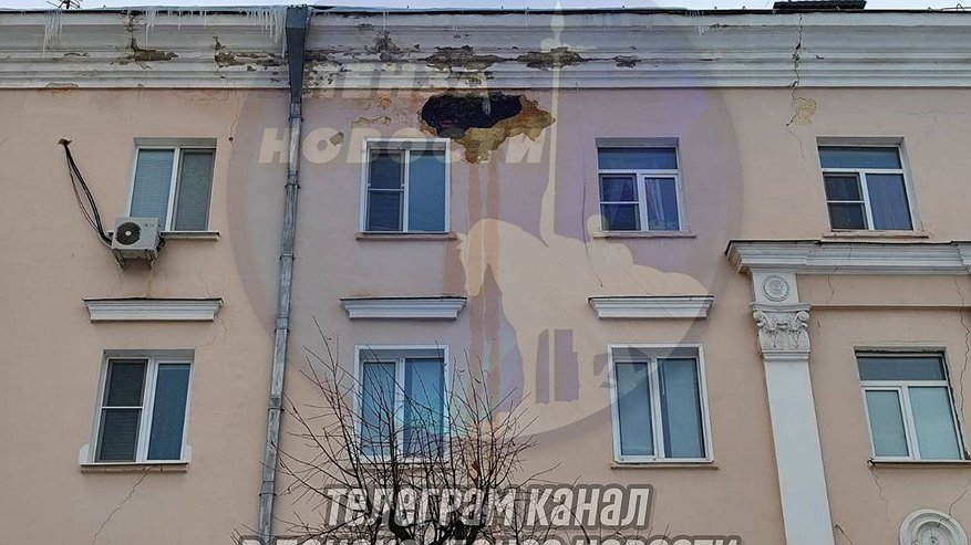 Главная картинка новости: В Пензе жители дома №88 на улице Московской требуют срочный ремонт дома