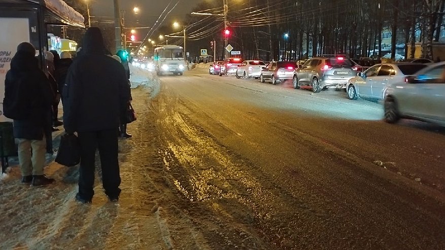 Главная картинка новости: Жители Пензы не могут добраться до микрорайона Веселовка
