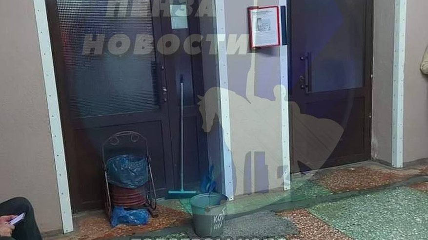 Главная картинка новости: Жители Пензы недовольны состоянием школы №20