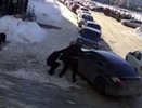 В Пезе водитель Porsche Panamera ударил пешехода в лицо