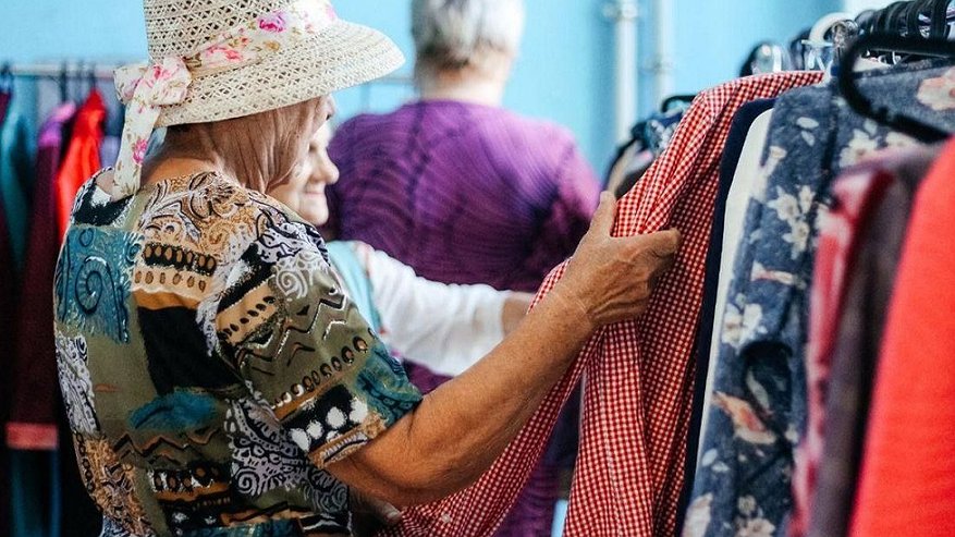 Главная картинка новости: Пензенские волонтеры передали жителям ЛНР более 3 тонн гуманитарной помощи