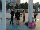 Пара подростков упала с оборвавшихся качелей в центре Пензы