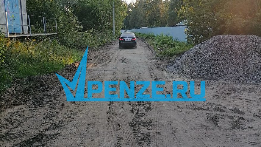 Главная картинка новости: Спустя 7 лет в Пензе начали благоустраивать убитую дорогу на ул. Спартаковской