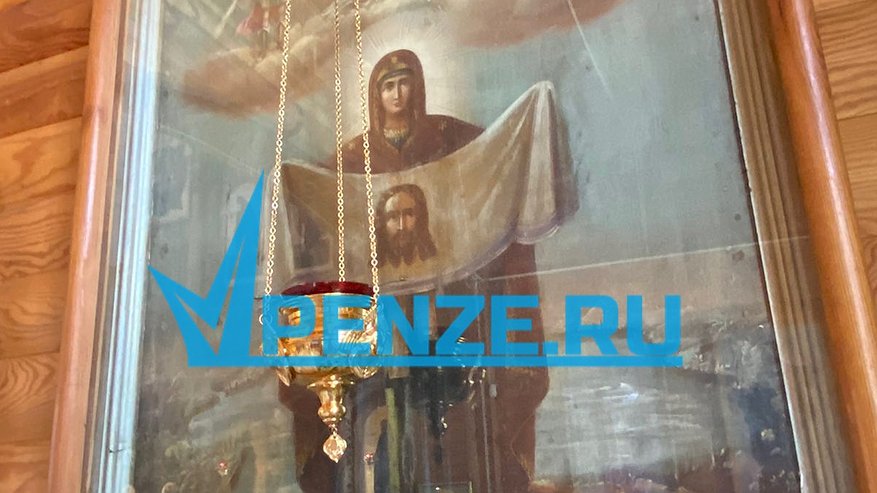 Главная картинка новости: В Ахунах прошла выставка работ Александра Заикина в честь 120-летия иконы «Торжество Пресвятой Богородицы»