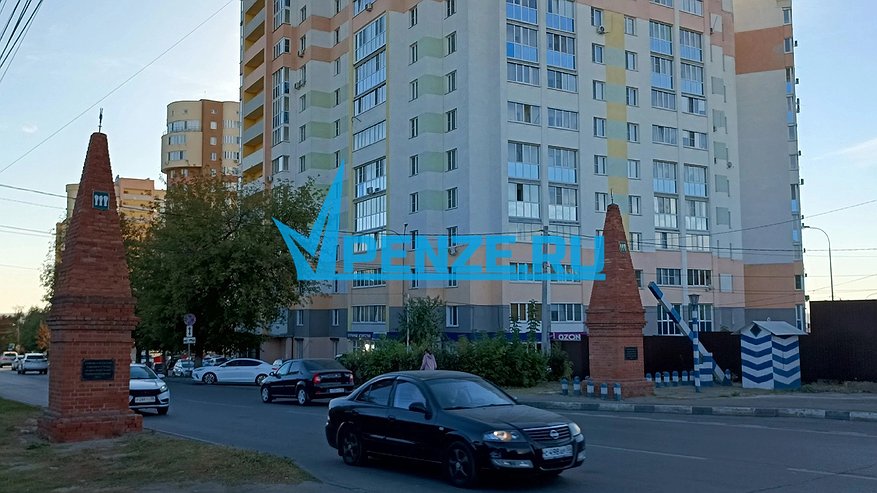 Главная картинка новости: В Пензе в районе Тамбовской заставы расчищают площадку под очередной «человейник»