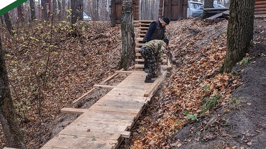 Главная картинка новости: В Земетчинском районе местные жители благоустроили родник «Стреличка»