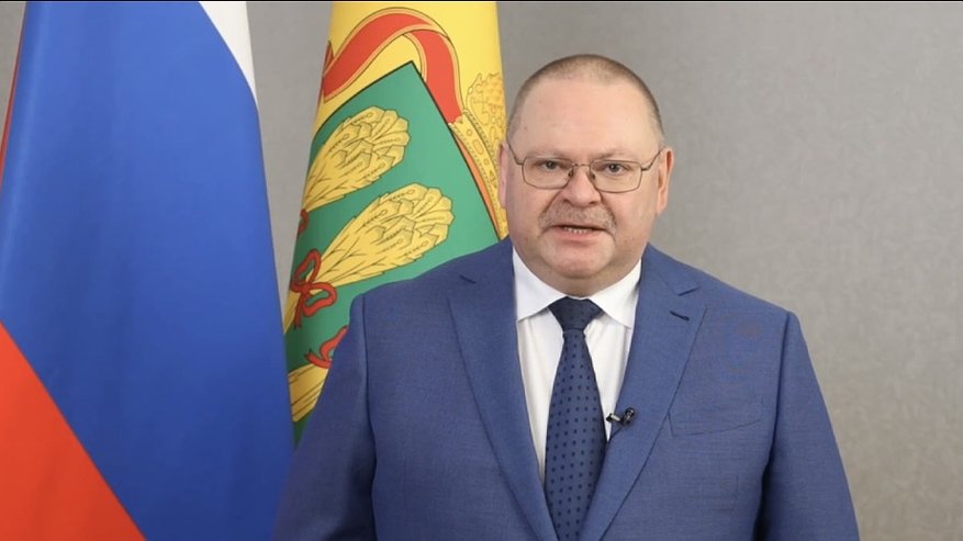 Главная картинка новости: Олег Мельниченко поздравил пензенцев с Днем народного единства
