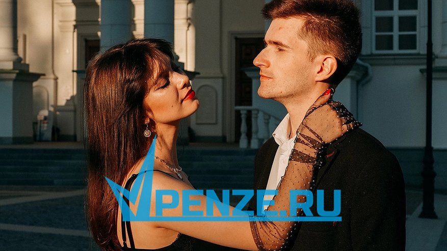 Главная картинка новости: Молодой преподаватель из Пензы пишет стихи и ведет литературные стримы
