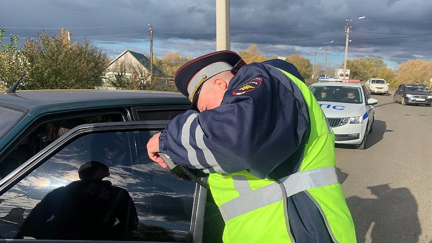 Главная картинка новости: Касается всех автовладельцев: за это с 27 ноября запретят садиться за руль