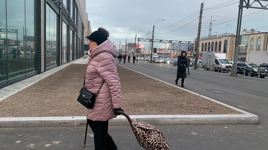 Главная картинка новости: Есть повод порадовать пожилых родственников: пенсионеров в декабре ждёт сюрприз