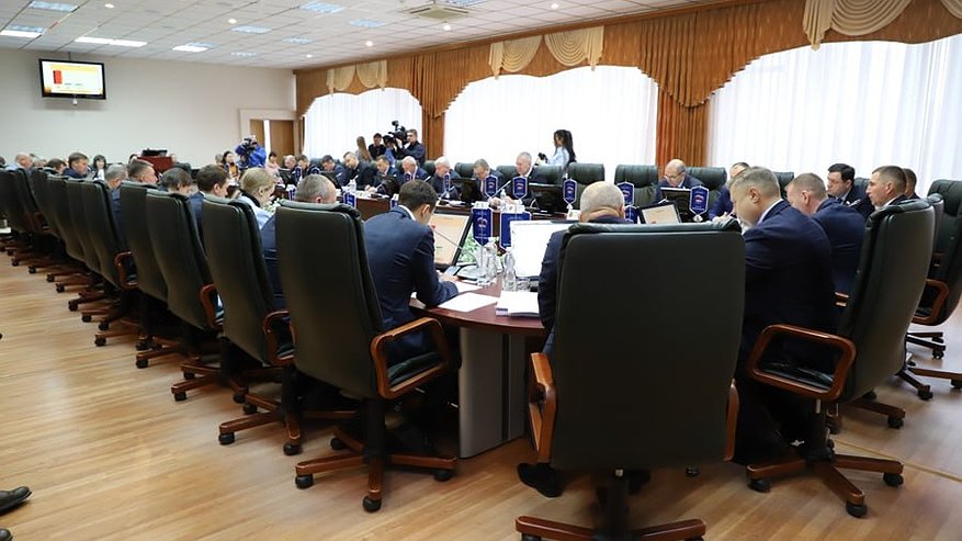 Главная картинка новости: Депутаты Пензенской гордумы предложили назвать улицу в честь 80-летия Победы, а проезд - в честь известной поэтессы