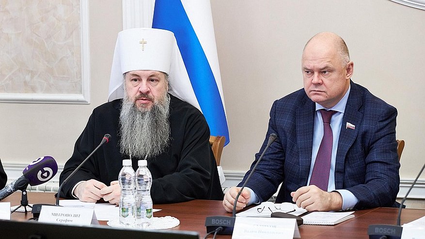 Главная картинка новости: В Пензе прошли Рождественские чтения