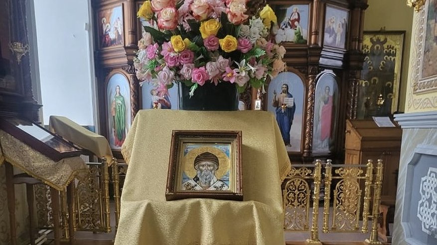 Главная картинка новости: В Пензу привезли икону с частицей мощей святителя Спиридона Тримифунтского