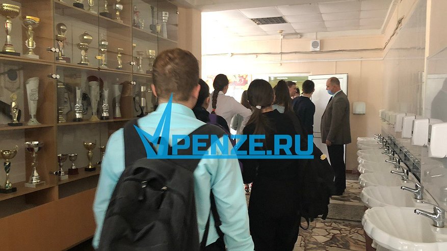 Главная картинка новости: Меню по столичным расценкам: пензенцы обсуждают резкий скачок стоимости школьного питания