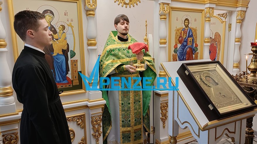 Главная картинка новости: Пензенцы почтили память преподобного Серафима Саровского в храме при санатории им. Володарского