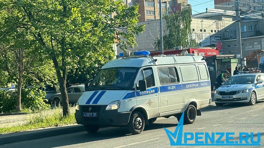 Главная картинка новости: В Пензенском районе мужчина ударил своего знакомого табуретом во время ссоры