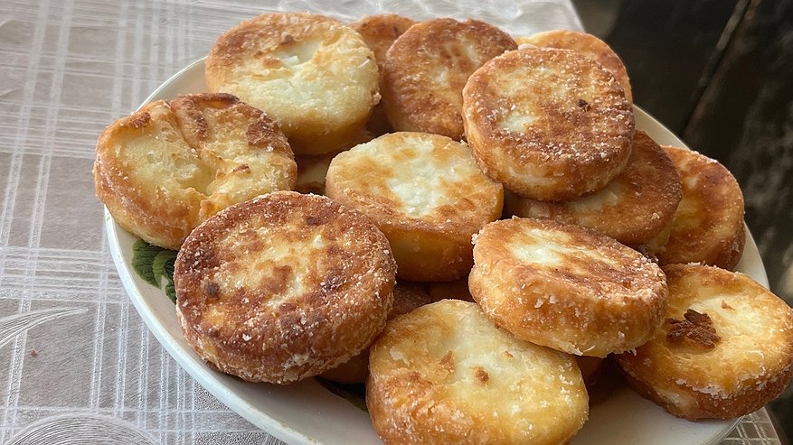Главная картинка новости: Манку покупаю килограммами: и нежный завтрак за 5 минут готов - про сырники забыла