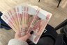 Миниатюра новости: После 22 мая Центробанк заберет 5-тысячные купюры у россиян: неприятный сюрприз коснется всех