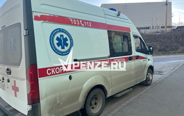 Из окна дома на ул. 8 Марта выпала девочка