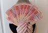 Миниатюра новости: Богатство свалится на голову прямо с небес: два знака ждет крупный финансовый сюрприз 5 июня