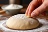 Миниатюра новости: Нереально вкусное тесто: готовится за 15 минут — подойдет для любой выпечки: хозяйкам на заметку
