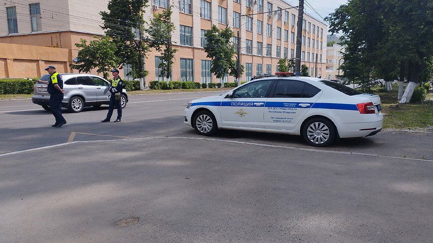 Главная картинка новости: Начиная с 1 июня ГАИ будет поголовно штрафовать каждого водителя на 800 рублей за отсутствие всего одного документа в бардачке