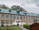 В пришкольном лагере Сердобского района на 6-летнего мальчика чуть не упал старый стеклянный плафон: чиновники просят не паниковать