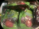 Свеклу теперь варю в пакете: 25 минут и сочный овощ на столе - больше никакой мороки. Подсказал повар из городской столовой