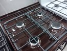 Самодельное средство, которое заставляет кухню блестеть: растворит жир и грязь - плита, микроволновка, раковина будут как новые