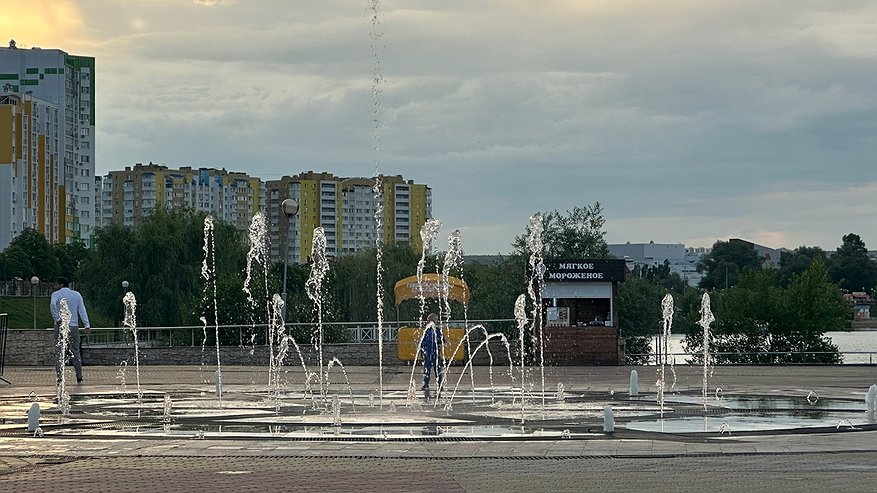 Главная картинка новости: Летней погоды не стоит ждать - синоптики дали неутешительный прогоноз