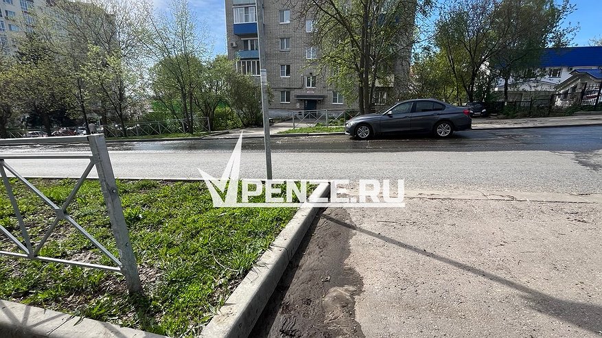 Главная картинка новости: 20-летняя пензячка упала с высоты на ул. Чкалова