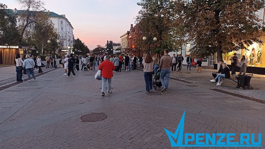 Главная картинка новости: В Пензенской области работу на школьные каникулы нашли более 1300 школьников