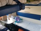В плацкарте запретили спускаться на нижнюю полку без разрешения владельца — что делать.
