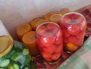 Не закуска, а настоящее искушение: Маринованные огурцы на зиму за 20 минут — хрустящие и сладкие