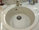 2 стакана и вода больше не стоит в раковине: совет от опытного сантехника - как можно просто и быстро устранить засор и прочистить слив
