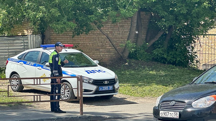 Главная картинка новости: С 14 июля штраф 800 рублей за езду без ОСАГО — даже при электронной версии.