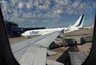 Миниатюра новости: Стюардесса сказала, почему в самолет ни в коем случае нельзя надевать джинсы или кроссовки